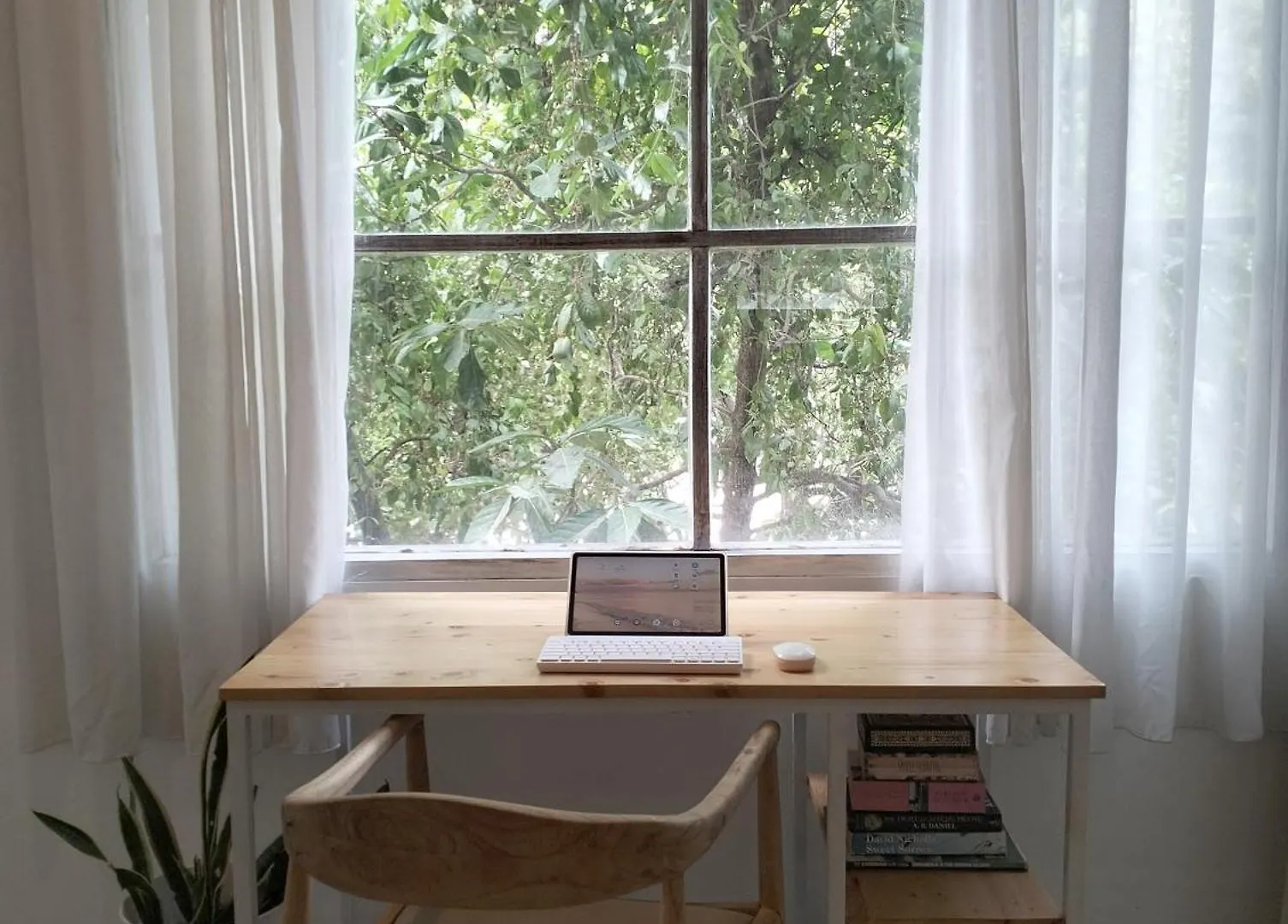 Seminyak Beach Tropical Hideaway Apartment